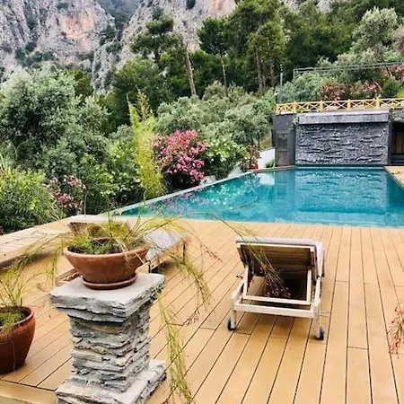 Apartment New Beautiful Sea-view In