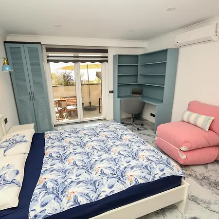 New Beautiful Sea-view In Apartment *